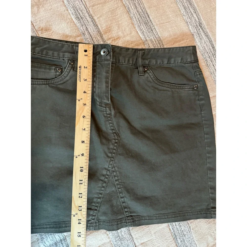 Kenar olive green